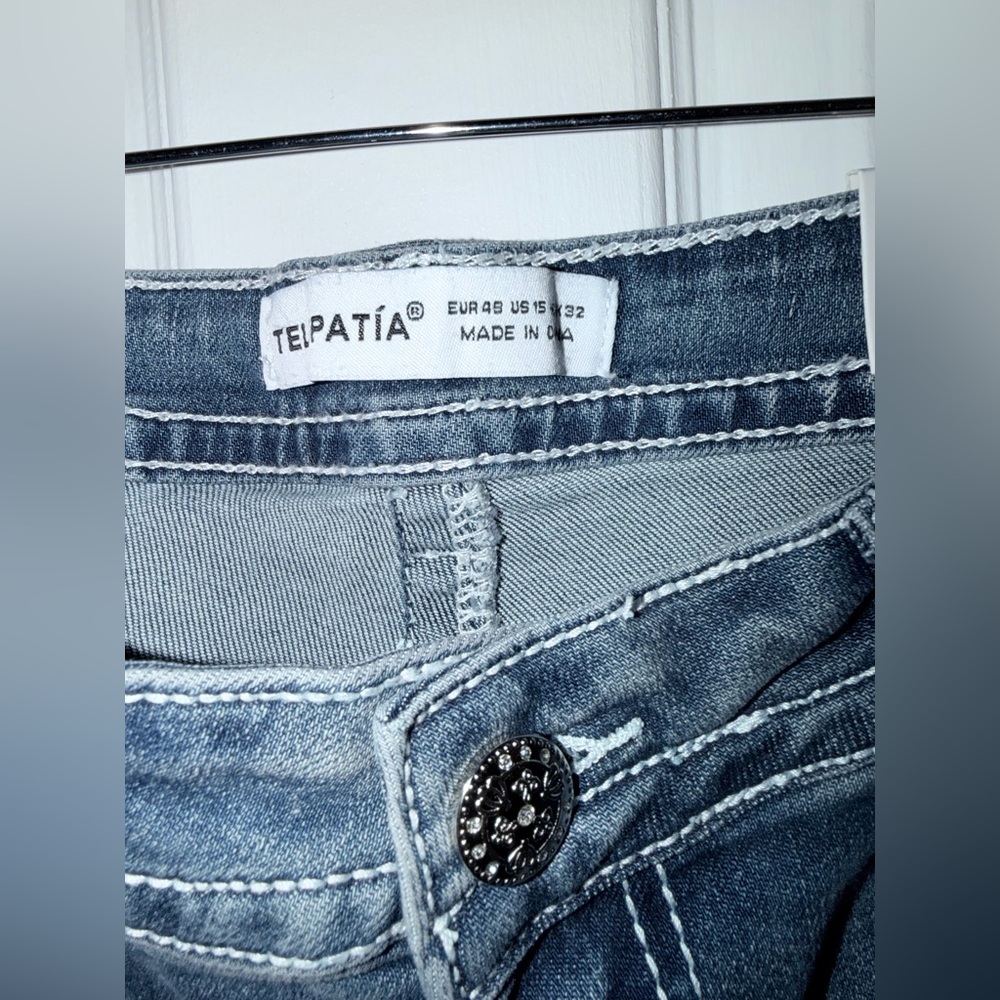NWT Telepatia Low Rise Bootcut Angel Wing back Pocket Embroidered with Rhi - Picture 6 of 9